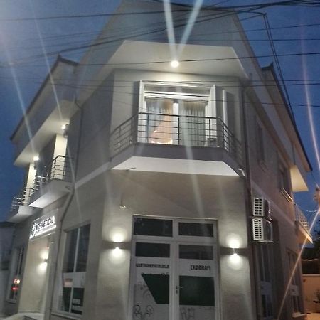 Ajilin Hotel Rooms Korce Exterior foto