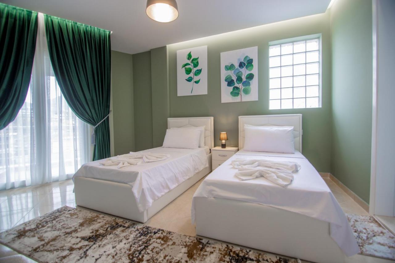 Ajilin Hotel Rooms Korce Exterior foto