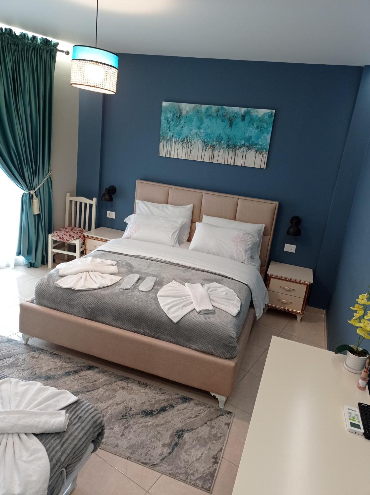 Ajilin Hotel Rooms Korce Cameră foto