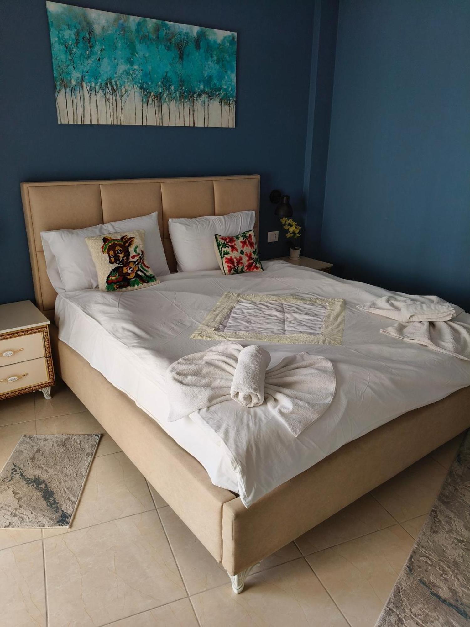 Ajilin Hotel Rooms Korce Cameră foto