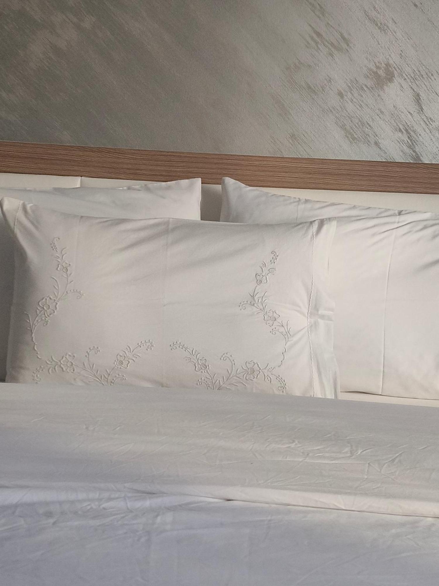 Ajilin Hotel Rooms Korce Cameră foto